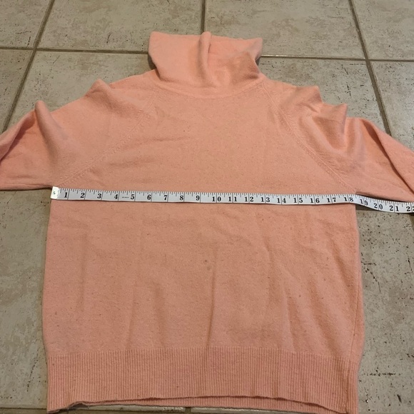 Vintage Parkhurst Canada Angora & Lambswool Turtleneck Sweater Medium - Picture 3 of 8